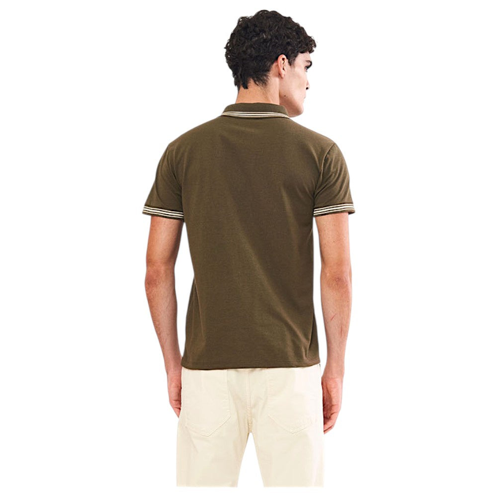 Camisa Polo Masculina Com Detalhe Em Listras